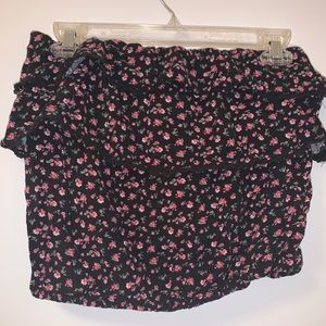 🧸❤️‍🔥BOGO SUMMER SALE ❤️‍🔥🧸 Floral lace tube top